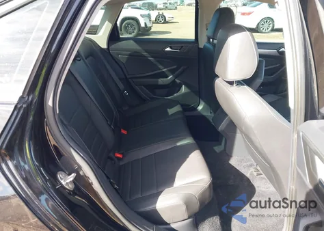 2021 Volkswagen Jetta 1.4T R-Line/1.4T S/1.4T Se из США, поврежденный, VIN 3VWC57BU3MM039608